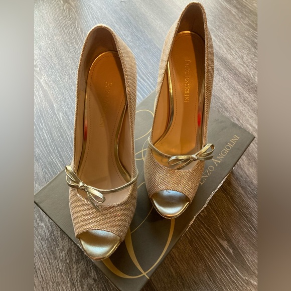 Gold Sparkle Peep Toe Heels - Picture 3 of 16